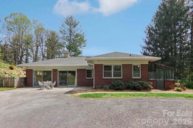 80 Sunset Drive, Marshall, NC 28753