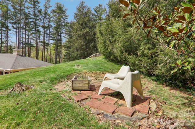 80 Sunset Drive, Marshall, NC 28753