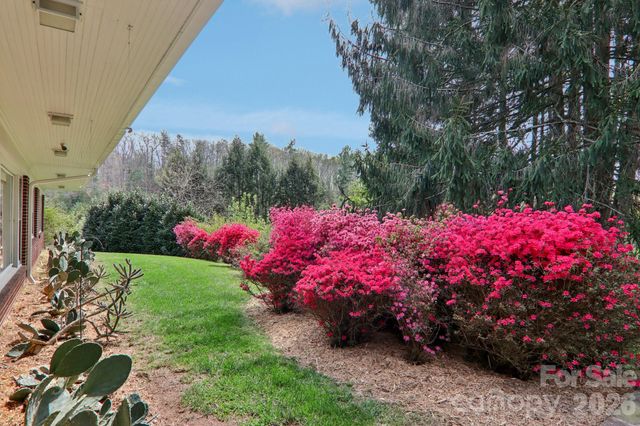 80 Sunset Drive, Marshall, NC 28753