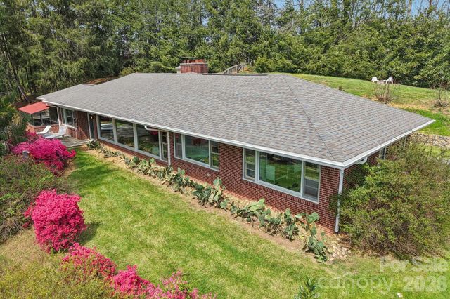 80 Sunset Drive, Marshall, NC 28753