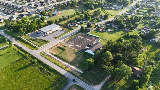 15615 & 15621 Highway 94, Pea Ridge, AR 72751