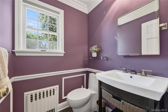 108 Kingsbury Road, Garden City, NY 11530