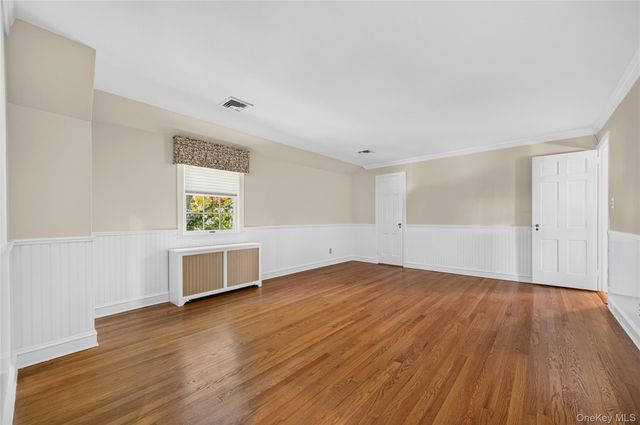 108 Kingsbury Road, Garden City, NY 11530