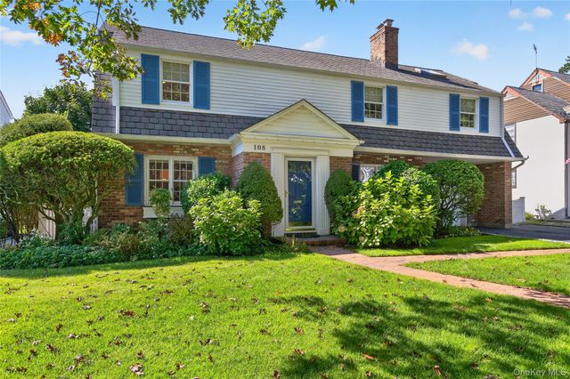 108 Kingsbury Road, Garden City, NY 11530