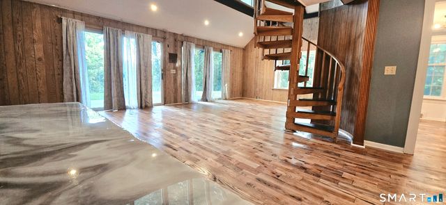 187 West Avon Road, Avon, CT 06001