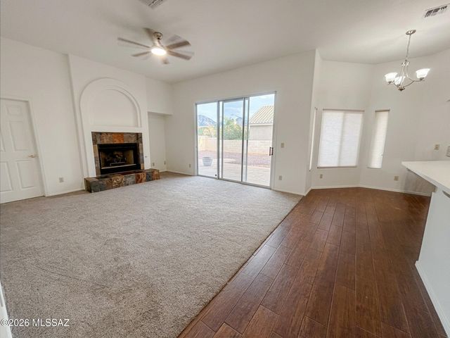 12490 N Wayfarer Way, Oro Valley, AZ 85755