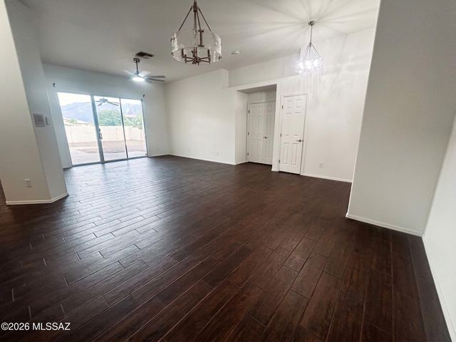 12490 N Wayfarer Way, Oro Valley, AZ 85755