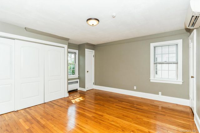 7 Bayview Terrace, Manhasset, NY 11030