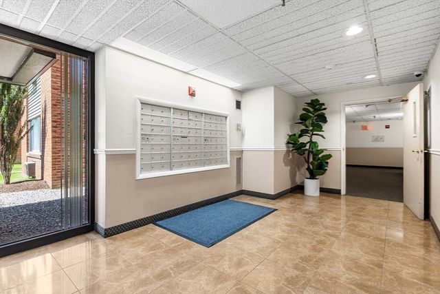 4975 Washington Street 207, Boston, MA 02132