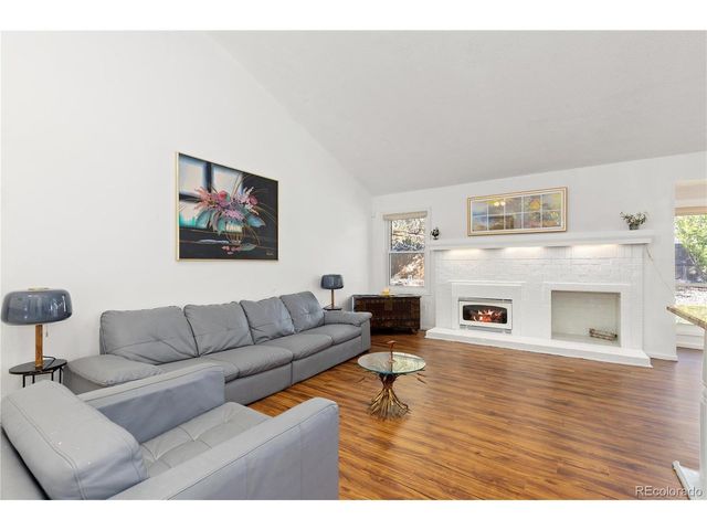 8266 S Logan Ct, Littleton, CO 80122