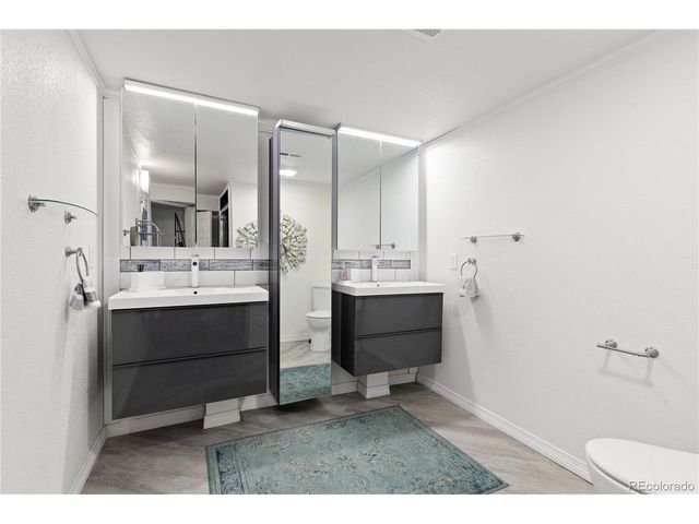 8266 S Logan Ct, Littleton, CO 80122