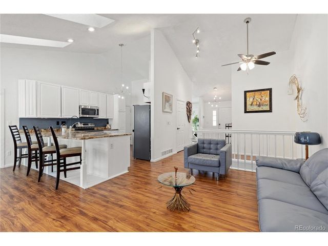 8266 S Logan Ct, Littleton, CO 80122