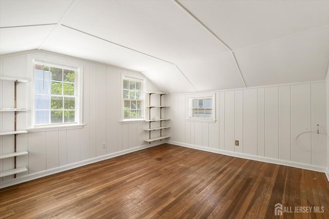 16 Station Road, Cranbury, NJ 08512