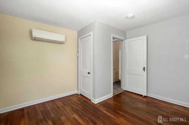 16 Station Road, Cranbury, NJ 08512
