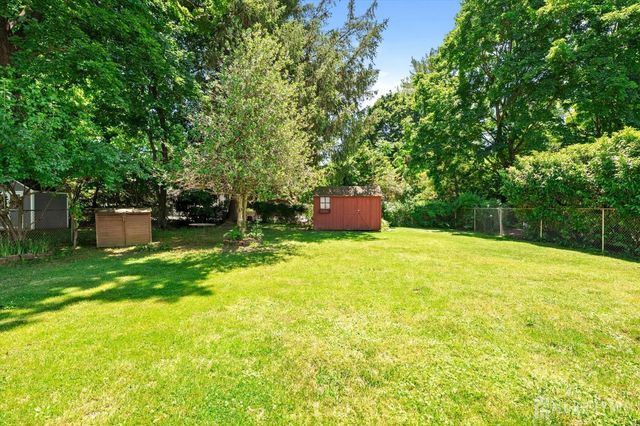 16 Station Road, Cranbury, NJ 08512