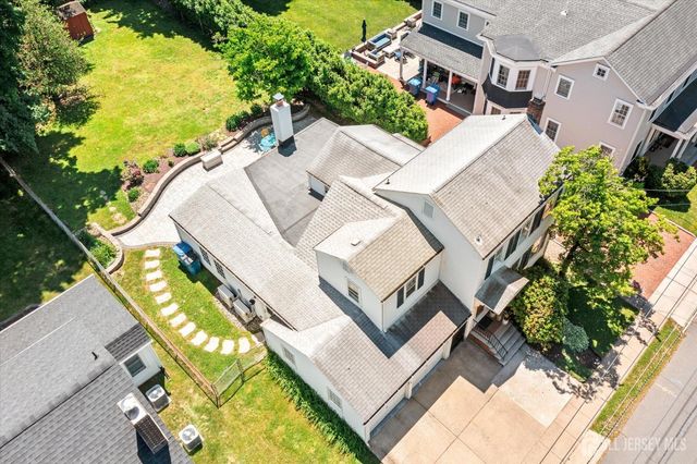 16 Station Road, Cranbury, NJ 08512