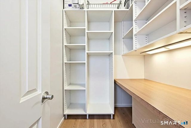 17 Bittersweet Way, Stonington, CT 06378