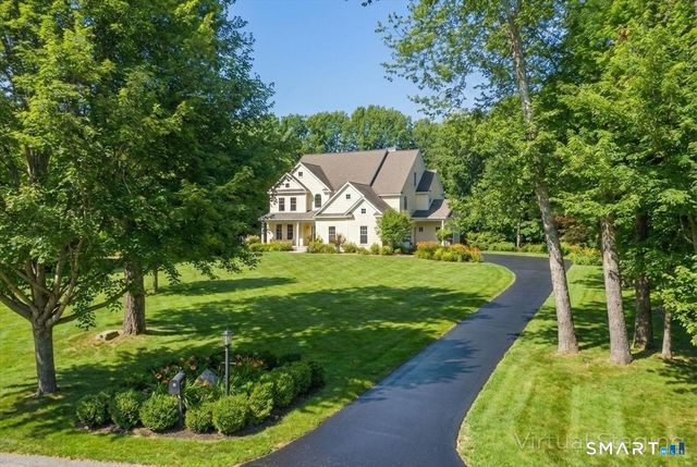 17 Bittersweet Way, Stonington, CT 06378