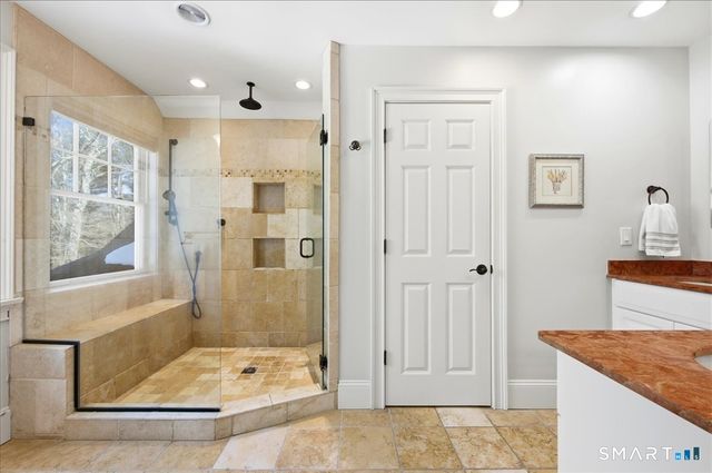 17 Bittersweet Way, Stonington, CT 06378