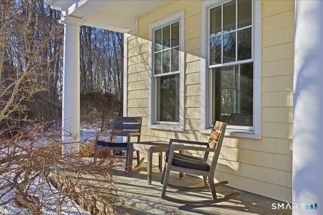 17 Bittersweet Way, Stonington, CT 06378