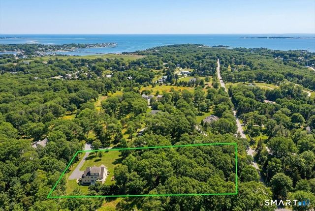 17 Bittersweet Way, Stonington, CT 06378