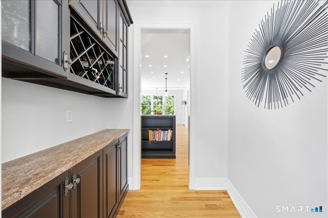 17 Bittersweet Way, Stonington, CT 06378