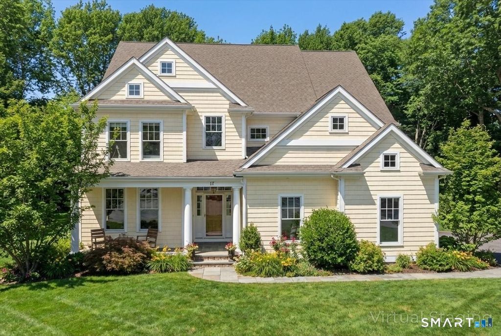 17 Bittersweet Way, Stonington, CT 06378