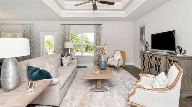 9881 Summit View Circle N, Mobile, AL 36695