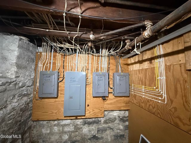 62 Summit Avenue, Albany, NY 12209