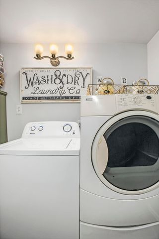 17475 W US Highway 223, Woodstock Twp, MI 49220