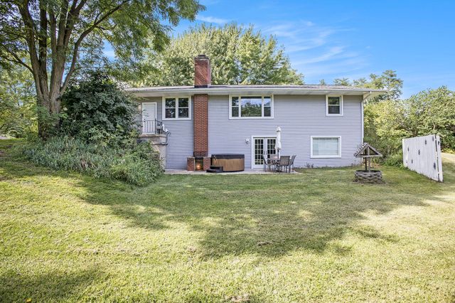 17475 W US Highway 223, Woodstock Twp, MI 49220