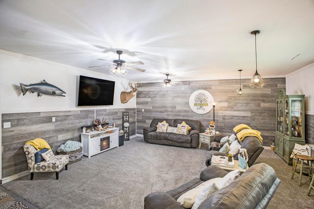 17475 W US Highway 223, Woodstock Twp, MI 49220