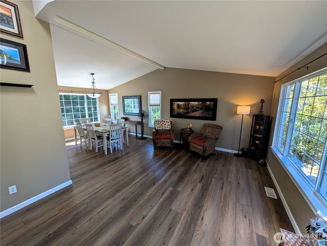 26025 157th Avenue SE, Covington, WA 98042