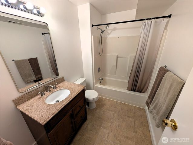 26025 157th Avenue SE, Covington, WA 98042