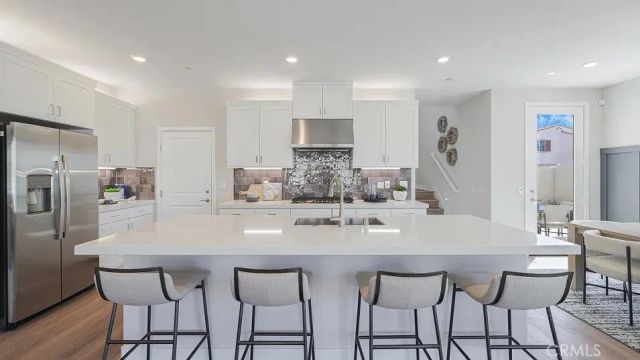 2164 Aneto Way, Santa Paula, CA 93060
