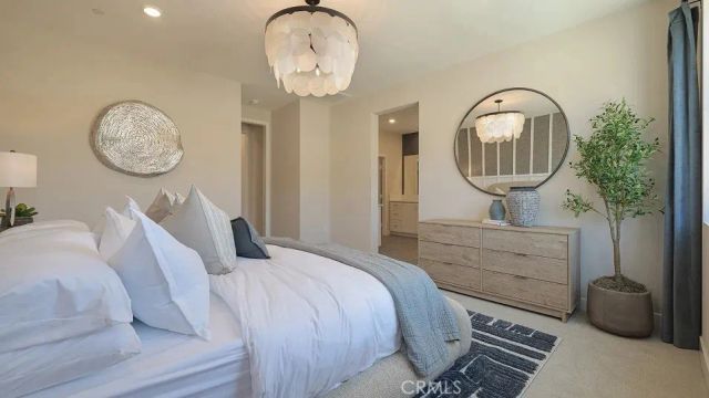 2164 Aneto Way, Santa Paula, CA 93060