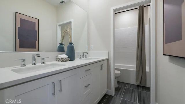 2164 Aneto Way, Santa Paula, CA 93060