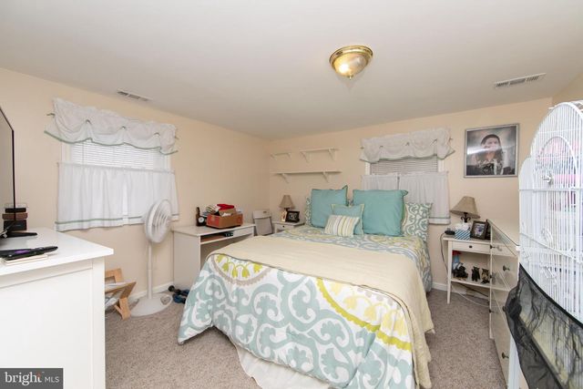 614 W 5TH ST, Palmyra, NJ 08065