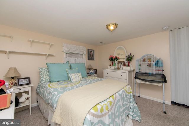 614 W 5TH ST, Palmyra, NJ 08065