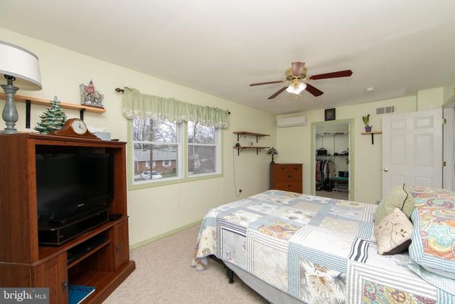 614 W 5TH ST, Palmyra, NJ 08065