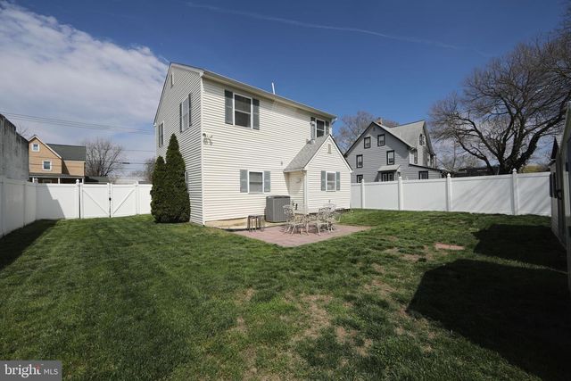 614 W 5TH ST, Palmyra, NJ 08065