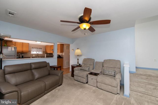 614 W 5TH ST, Palmyra, NJ 08065