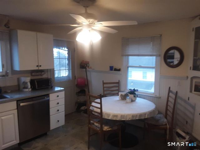 28 Massachusetts Avenue, Fairfield, CT 06824