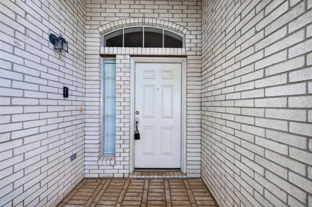 1706 Teal Run Place Drive, Fresno, TX 77545