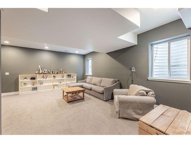 968 White Leaf Cir, Castle Rock, CO 80108