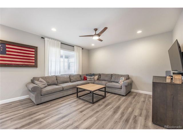 968 White Leaf Cir, Castle Rock, CO 80108