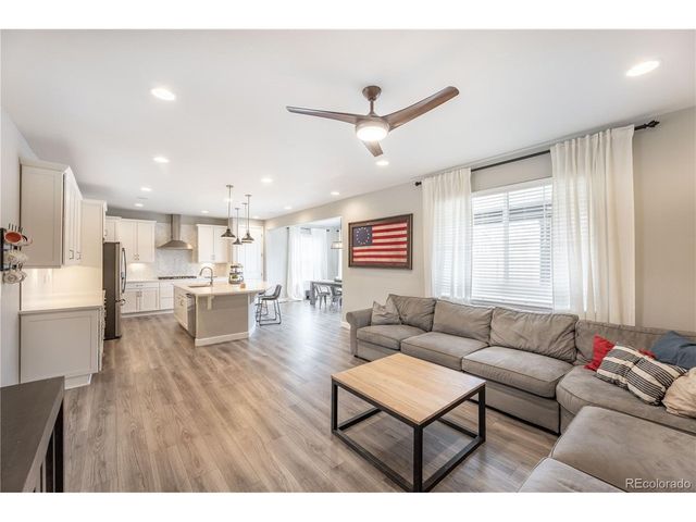 968 White Leaf Cir, Castle Rock, CO 80108