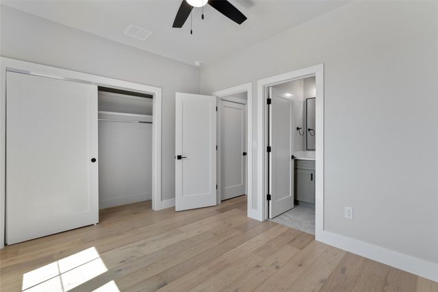 5200 Grover Ave, Austin, TX 78756