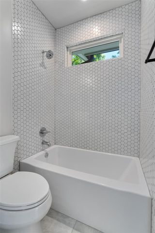 5200 Grover Ave, Austin, TX 78756