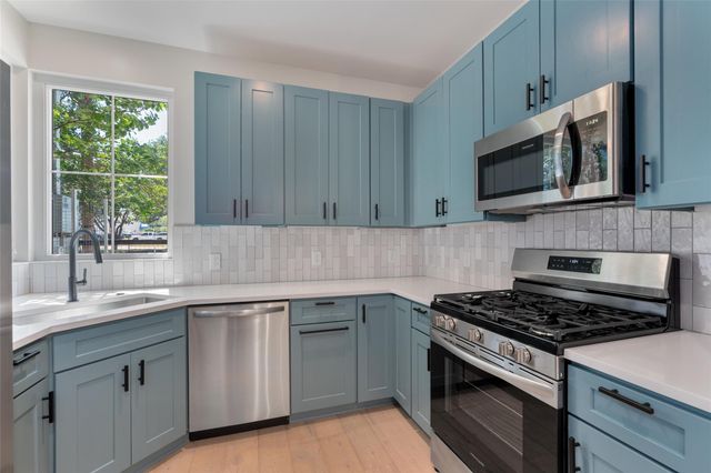 5200 Grover Ave, Austin, TX 78756